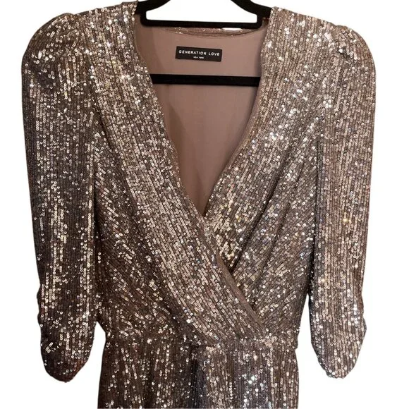 Revolve X Generation Love Allegra SILVER Sequin Faux Wrap Romper SZ S 70s Retro - Picture 2 of 11